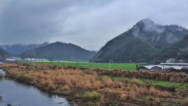 避开人群来千岛湖赏湖光山色，睡精品美宿