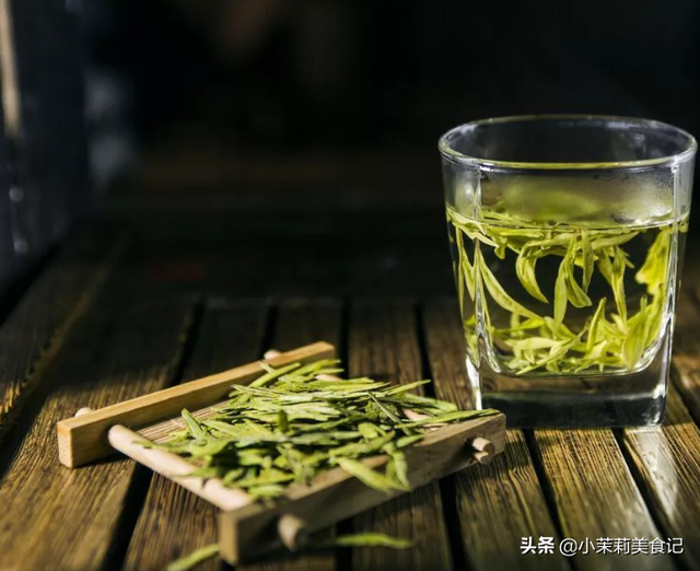 芒种后又湿又热，建议多喝这4种茶，提神又解暑，比喝冷饮强多了