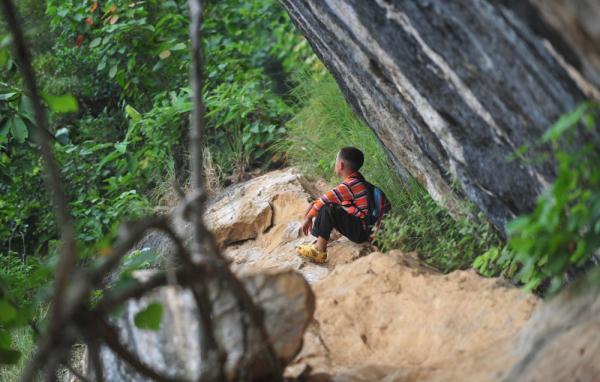 十一年影像见证“悬崖天梯少年”走出大山历程