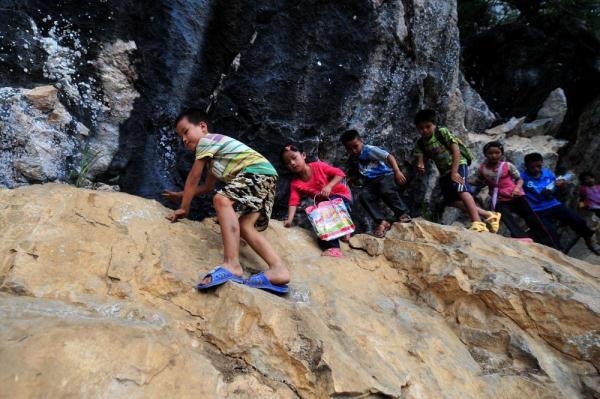 十一年影像见证“悬崖天梯少年”走出大山历程