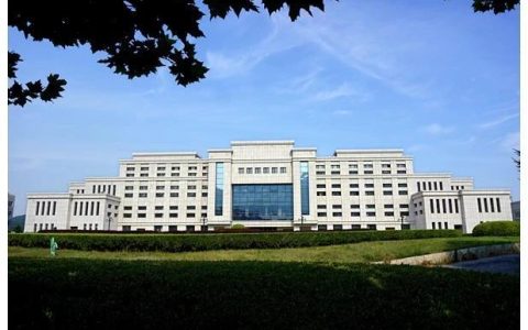 大连大学招生(大连大学招生简章2022)