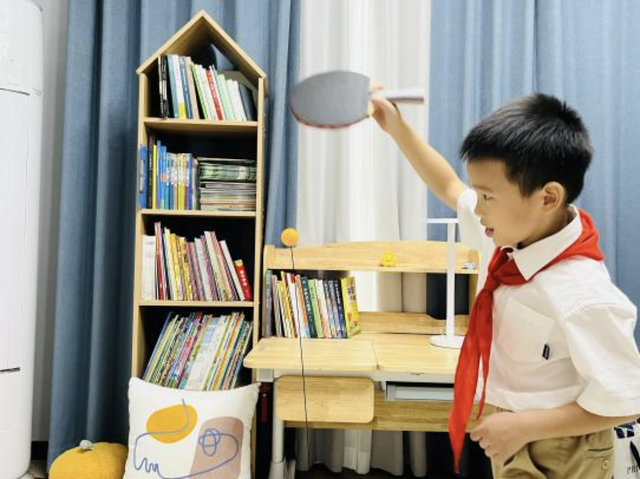 成都中小学幼儿园部分年级今天放假！留了些啥作业？