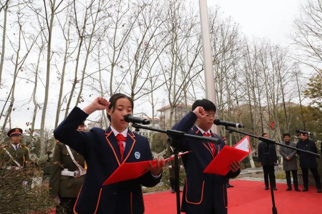 盐城中学隆重举行2023年春学期开学典礼暨第一次升旗仪式