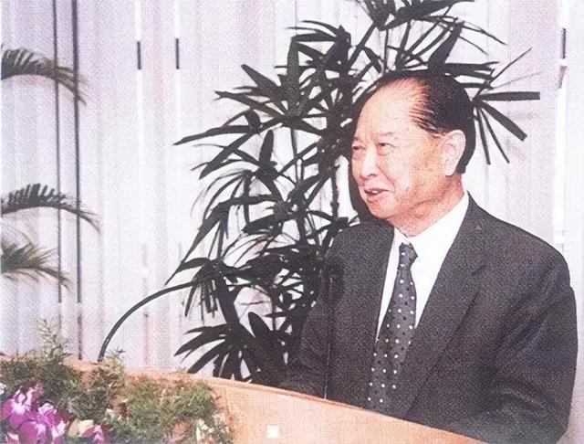 汪道涵：原上海市市长，父亲是同盟会元老，长子是中将，90岁逝世