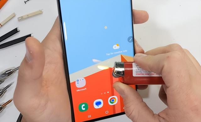 火烧、刀划、硬掰！三星Galaxy S23 Ultra耐久性测试绝了