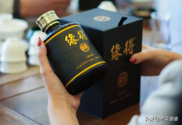 2023年白酒选购指南，21款好酒入手价指导，中高低端一应俱全