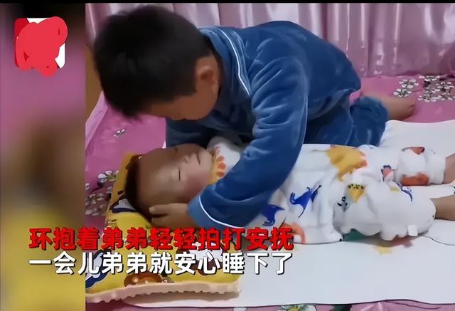 哄睡宝宝，孩子都做得比我好，3個原因3個技巧，落地醒不再是难题