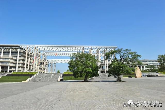 2022广东工业大学各专业分数线排名及位次