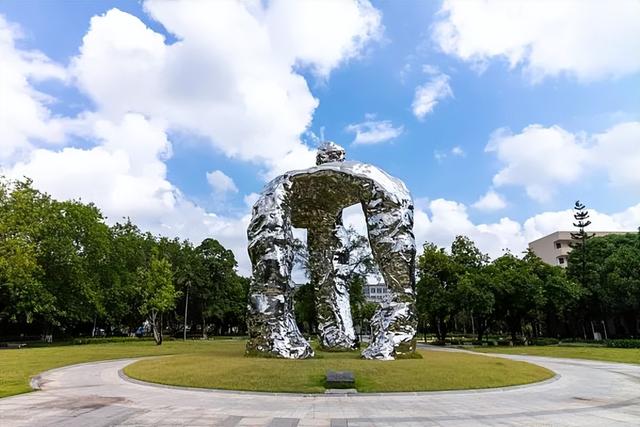 这所大学在全国的存在感，甚至不如螺蛳粉