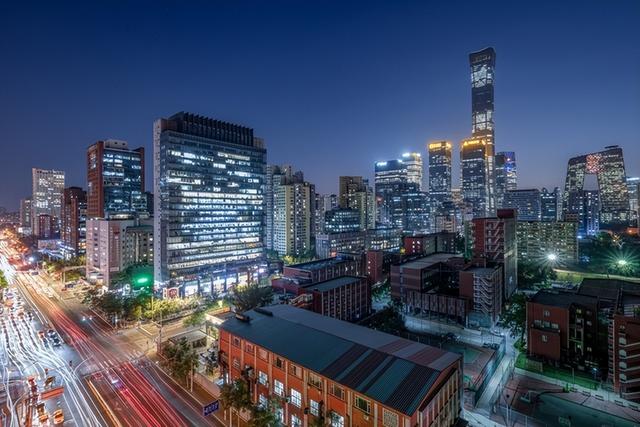 尼康Z 17-28mm F2.8评测：轻量化大光圈超广角镜头