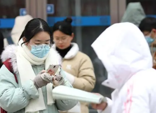 辽大一考研学生专业排名第2，却没进入复试，怀疑学校被“压分”