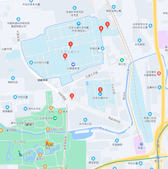 北京交通大学被吐槽校门太旧 一所位于“岔路口”的大学