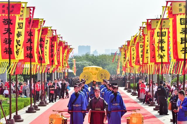 2019海峡两岸敬天祈福盛典在泰山举行