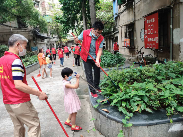 祖庙街道社区开展“在职D员进社区”系列志愿服务活动