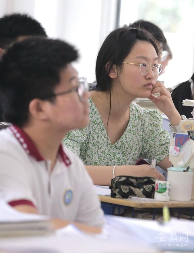 组图｜端午节，淮南二中高三学生做最后冲刺