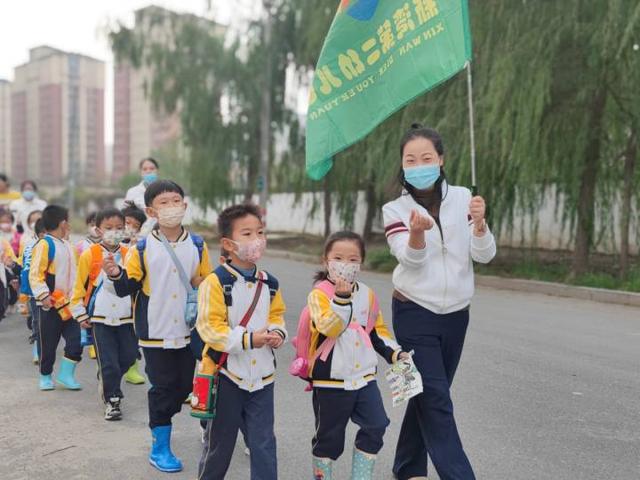 趣探乡野，找“稻”快乐！杭州新湾二幼把教室搬到农田里