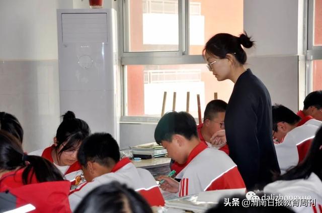 “课堂革命 陕西行动”——深度学习精品课展示现场观摩会在大荔中学举行