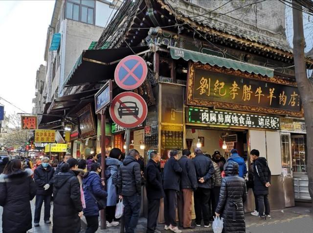 来西安别再说**街没有美食！去对这些地方才能吃到地道西安美食