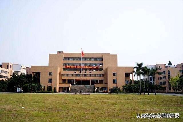 广东技术师范大学和五邑大学，广东这两所普通本科哪个实力更强？