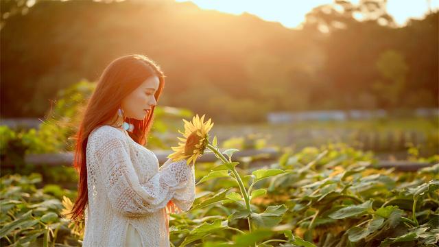 落花不是无情物，化作春泥更护花