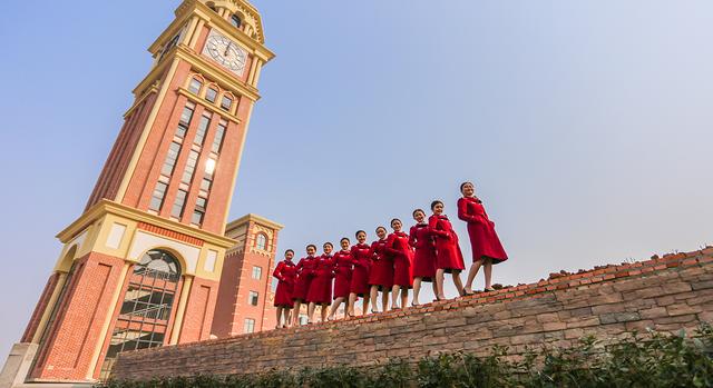 成都航空高铁学校介绍