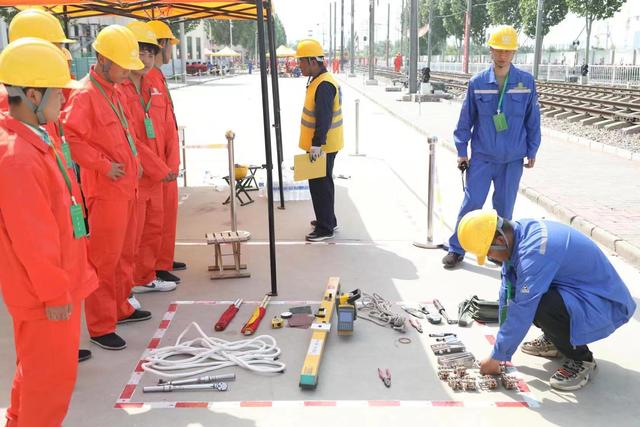 匠心追梦 技能报国——中国中铁第五届职业技能竞赛接触网工决赛在衡水竞技比拼！