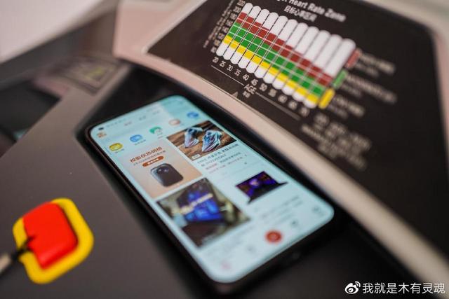 跑步机拒绝吃灰？互联网vs传统品牌怎么选？这份实战攻略送给你