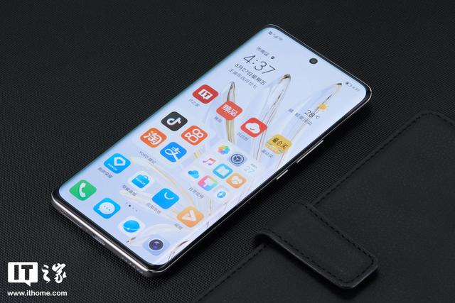 「IT之家评测室」荣耀数字系列也卷起来了？荣耀 70 Pro 体验