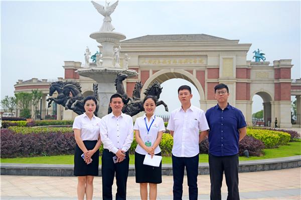 天府新区航空旅游职业学院--梦圆南航、成就飞翔