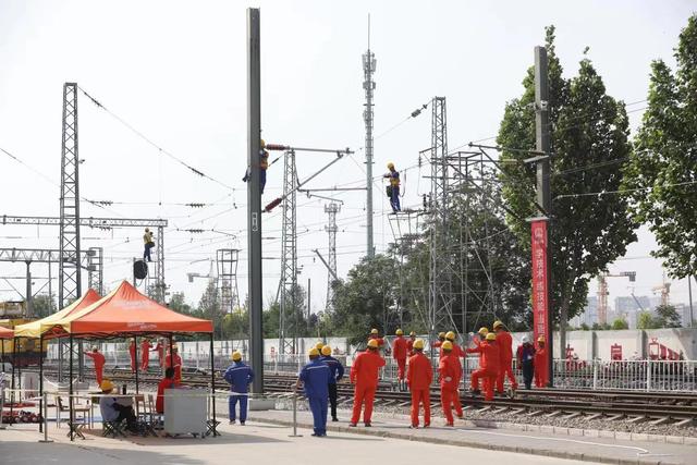 匠心追梦 技能报国——中国中铁第五届职业技能竞赛接触网工决赛在衡水竞技比拼！